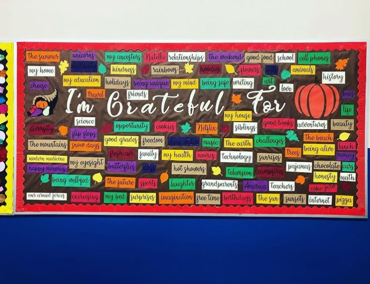gratitude wall in the workplace | gratitude board at home | family gratitude board